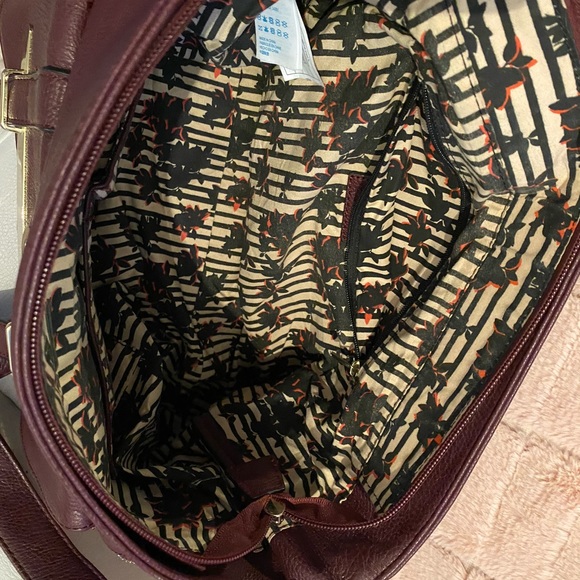 Call it spring purse with long strap - Picture 4 of 5